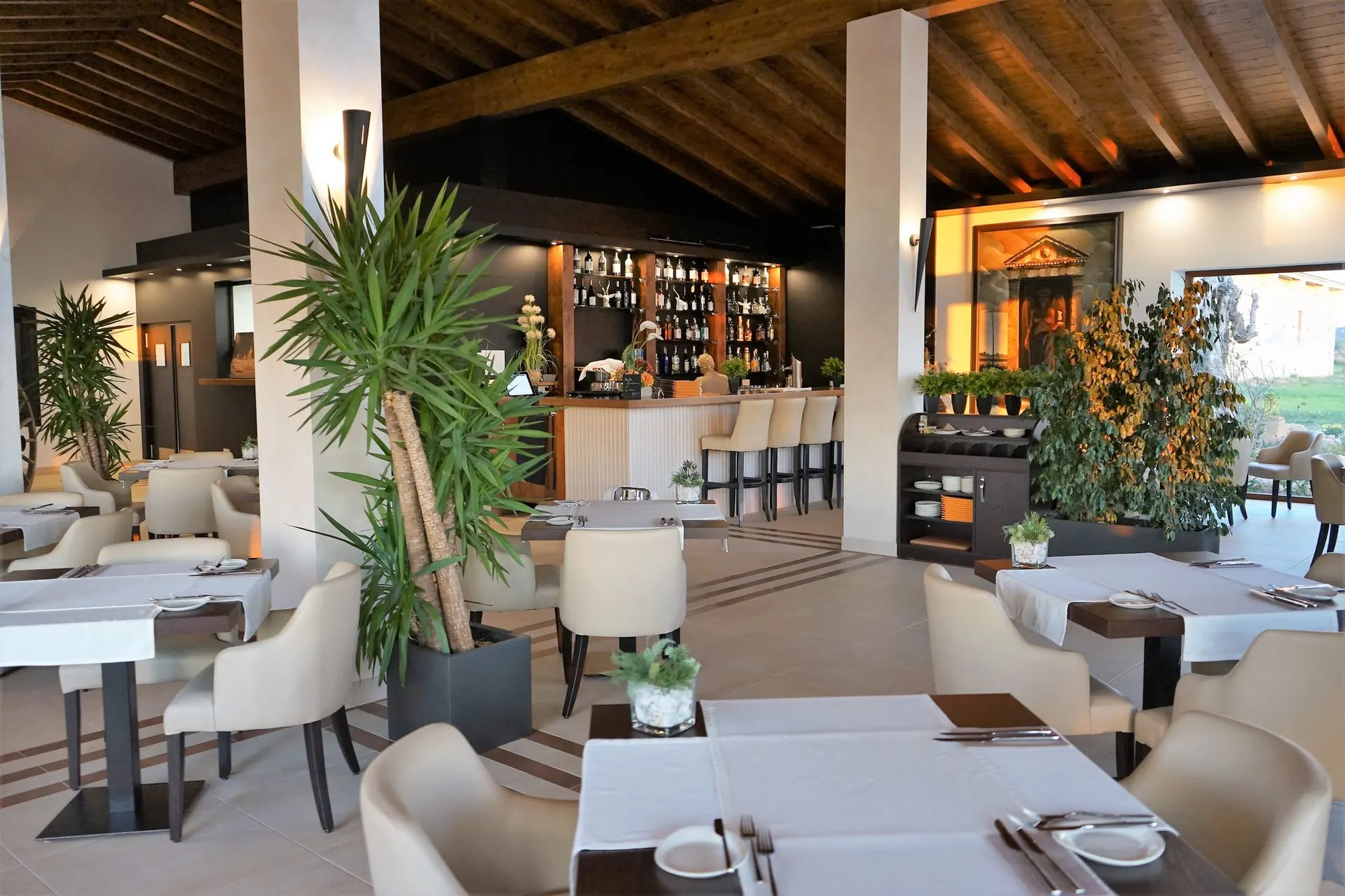 Frühstücks- und Abendraum mit mediterraner Atmosphäre, Residencia De Tío